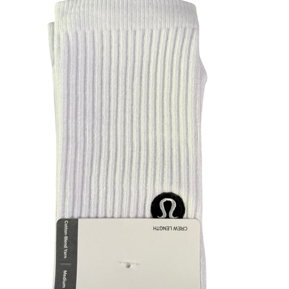 NWT 2 Pair lululemon athletica Daily Stride Casual Socks White - Picture 2 of 5